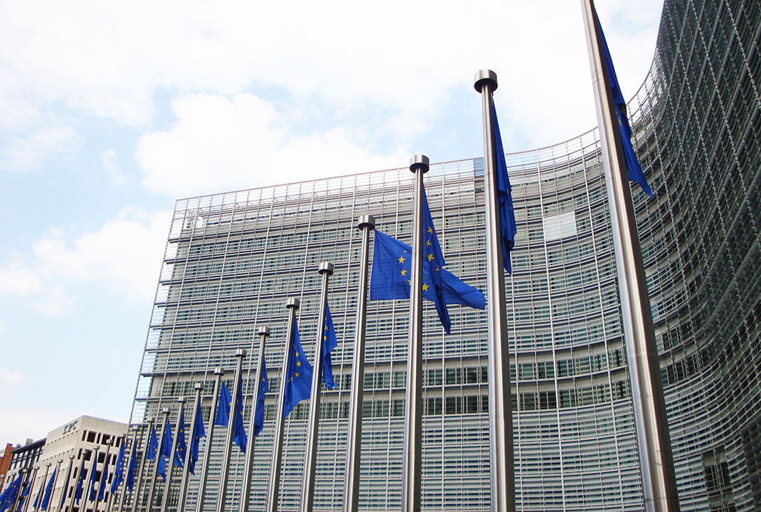 AI, Cyberbezpieczeństwo i Europejska Perspektywa